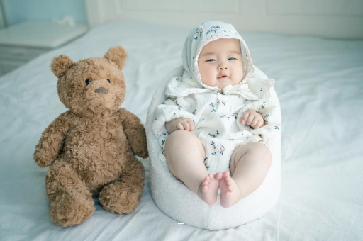 琼中宝宝多大能坐飞机 琼中宝宝多大能坐飞机